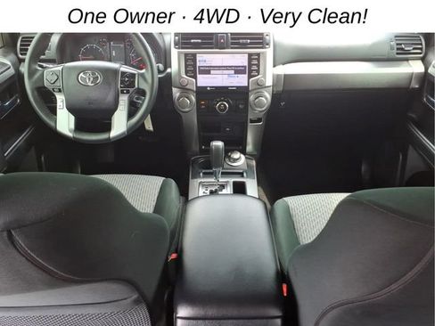 Used 2020 Toyota 4Runner SR5 AWD/4WD image 21