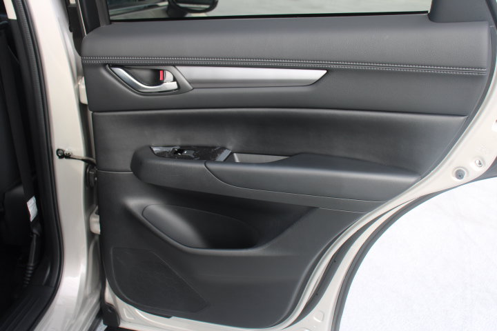 Used 2025 MAZDA CX-5 AWD 2.5 S w/ Preferred Package image 17