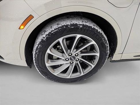 Used 2022 Lincoln Corsair Grand Touring w/ Elements Technology Bundle image 10