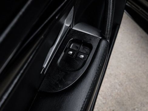 Used 2013 Maserati GranTurismo MC image 37