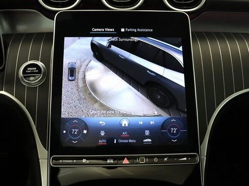 Used 2024 Mercedes-Benz GLC 300 4MATIC image 25