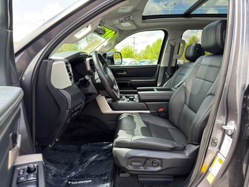 Used 2024 Toyota Tundra Limited w/ TRD Off-Road Package AWD/4WD image 10