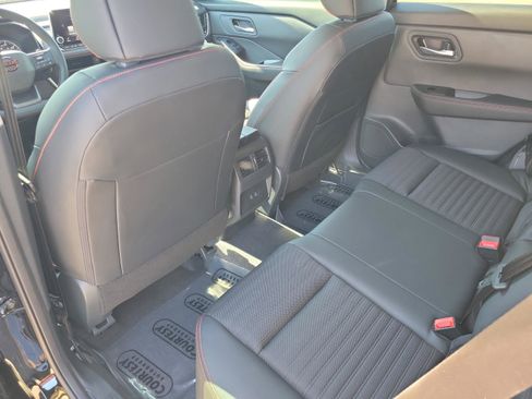 New 2026 Nissan Rogue Rock Creek image 9