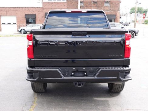Used 2023 Chevrolet Silverado 1500 Custom AWD/4WD image 8