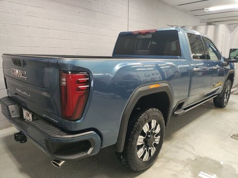 New 2026 GMC Sierra 2500 Denali w/ Denali Reserve Package image 2