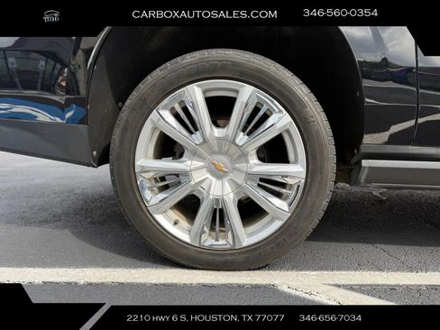 Used 2021 Chevrolet Suburban High Country image 29