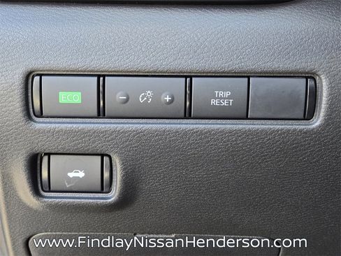 Used 2025 Nissan Sentra SR image 22