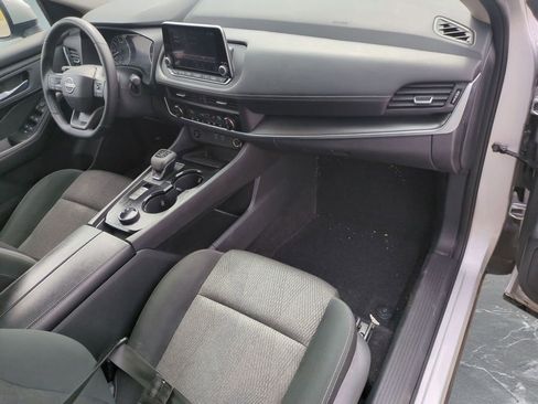Used 2025 Nissan Rogue SV AWD/4WD image 27