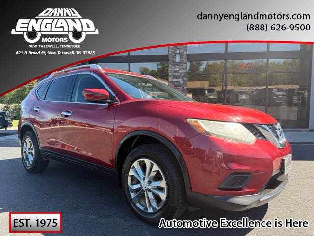 Used 2016 Nissan Rogue SV w/ SV Moonroof Package AWD/4WD image 1