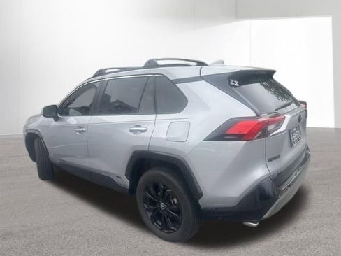 Certified 2022 Toyota RAV4 SE w/ SE Grade Weather Package AWD/4WD image 1
