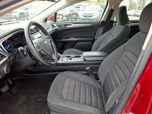 Certified 2020 Ford Fusion SE image 12