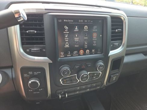 Used 2015 RAM 2500 Power Wagon w/ Luxury Group AWD/4WD image 18