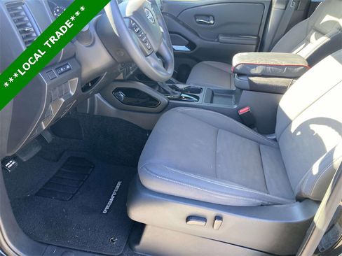 Used 2023 Nissan Frontier SV w/ Midnight Edition Package image 16