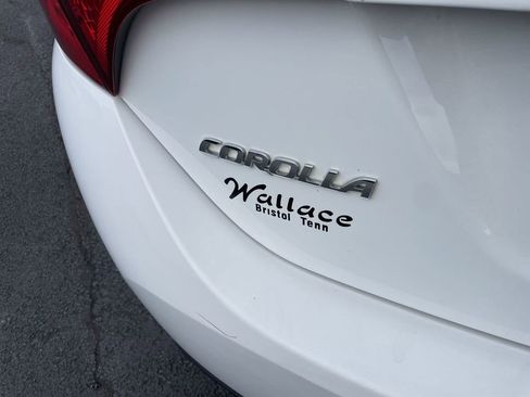 Used 2015 Toyota Corolla LE image 7