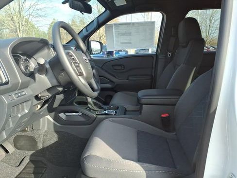 New 2026 Nissan Frontier SV w/ Tow Package AWD/4WD image 5