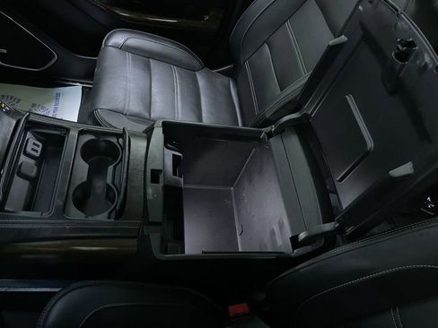 Used 2019 GMC Yukon XL Denali w/ Denali Ultimate Package image 26