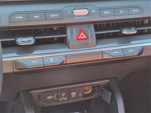 New 2026 Kia K4 GT-Line image 6