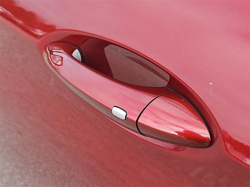 Used 2022 Chevrolet TrailBlazer LT w/ Confidence II Package image 18