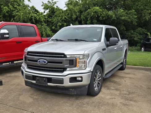 Used 2018 Ford F150 XLT w/ Equipment Group 302A Luxury RWD image 3