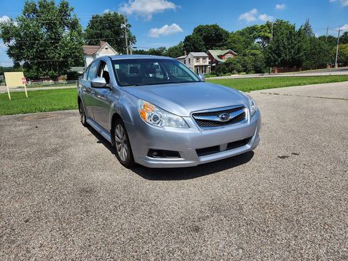 Used 2012 Subaru Legacy 2.5i Limited AWD/4WD image 1