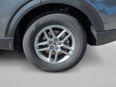 New 2026 Ford Explorer Active w/ Active Comfort Package image 10