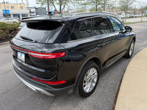 Used 2021 Lincoln Corsair AWD image 11