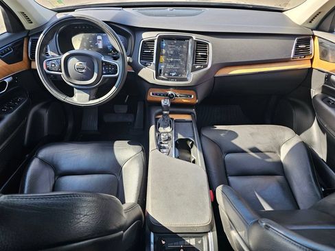 Used 2021 Volvo XC90 T6 Momentum w/ Advanced Package AWD/4WD image 15