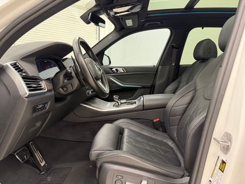 Used 2023 BMW X5 xDrive45e w/ M Sport Package image 5