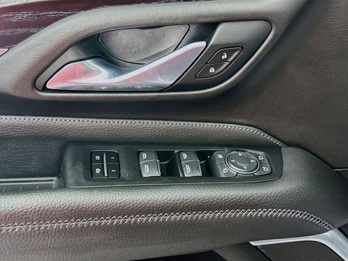 Used 2021 GMC Yukon Denali w/ Denali Premium Package AWD/4WD image 18