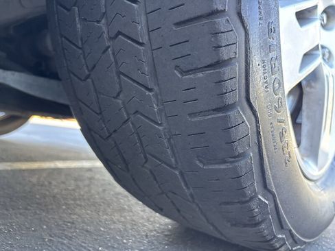 Used 2012 Honda Odyssey Touring Elite image 16