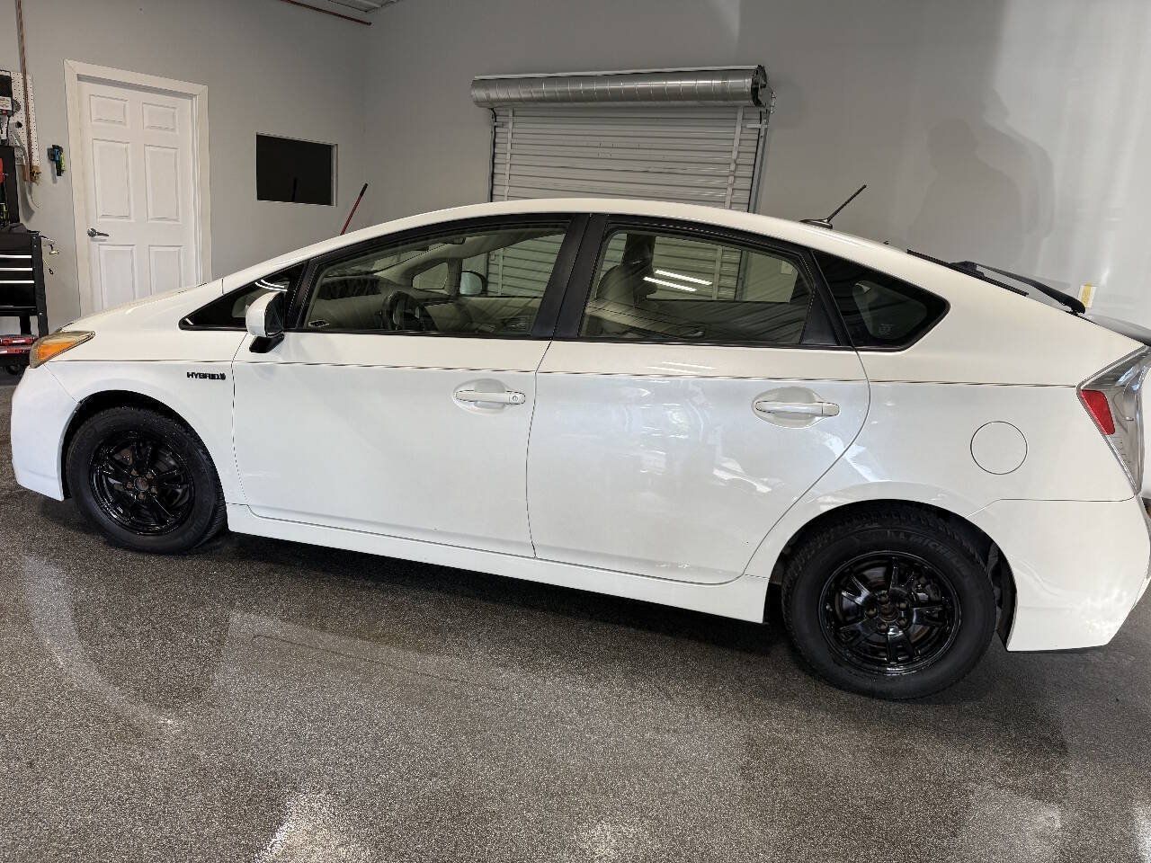 Used 2012 Toyota Prius Three FWD image 9
