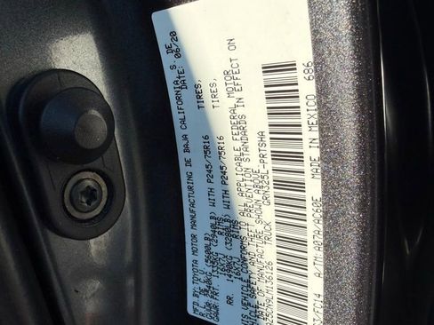 Used 2020 Toyota Tacoma SR5 image 51