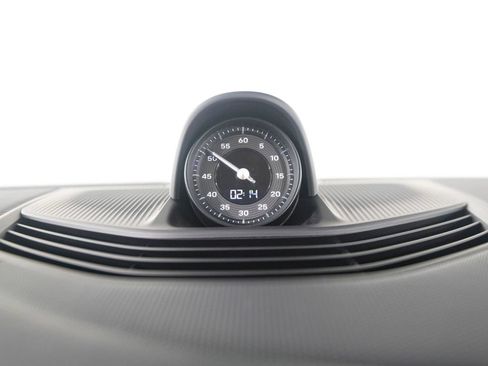 Certified 2022 Porsche Taycan RWD image 27