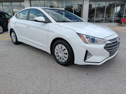 Used 2020 Hyundai Elantra SE w/ Cargo Package (C1) FWD image 1