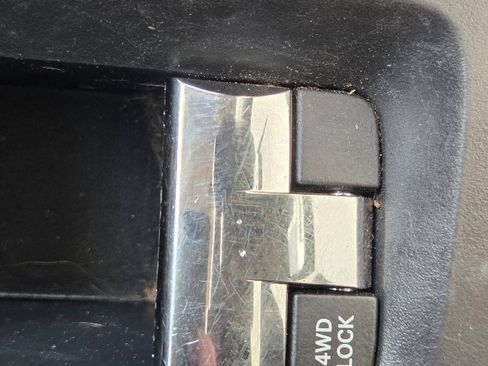 Used 2015 Jeep Patriot High Altitude image 31