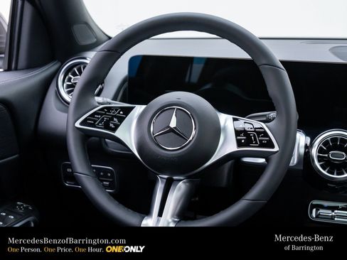 New 2026 Mercedes-Benz GLB 250 4MATIC image 11