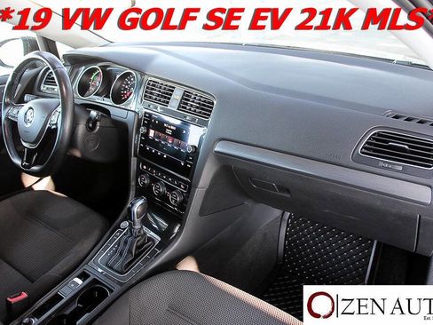 Used 2019 Volkswagen e-Golf SE w/ Driver Assistance Package image 24