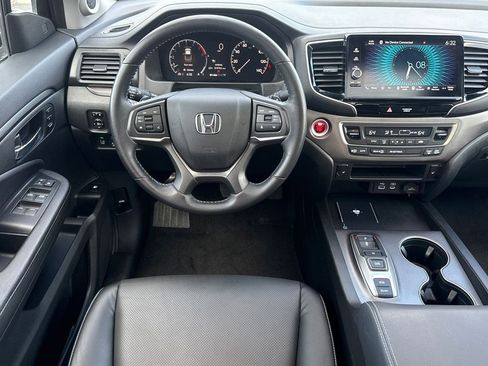 Certified 2025 Honda Ridgeline RTL+ image 18