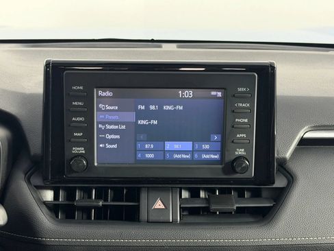 Used 2019 Toyota RAV4 XLE AWD/4WD image 22