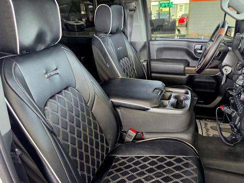 Used 2023 Chevrolet Silverado 2500 LT image 31