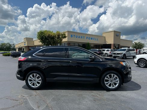 Used 2024 Ford Edge Titanium AWD/4WD image 18