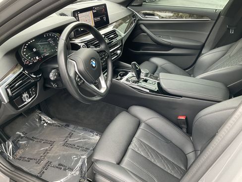 Used 2021 BMW 530i xDrive w/ Premium Package AWD/4WD image 22