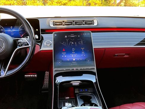 Used 2023 Mercedes-Benz S 580 S 580 image 7