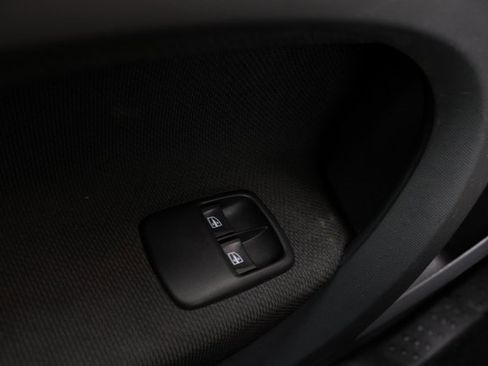 Used 2016 smart fortwo passion image 17