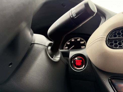 Used 2024 Honda HR-V LX image 23