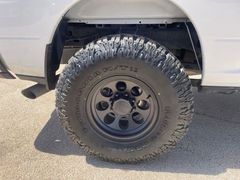 Used 2024 RAM 2500 Big Horn AWD/4WD image 34