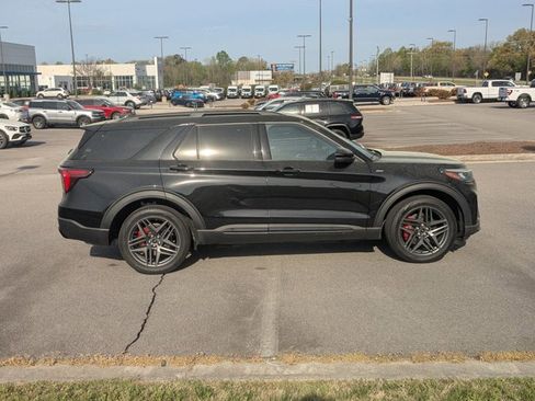 Certified 2025 Ford Explorer ST-Line w/ Premium Package AWD/4WD image 2