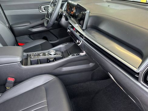 New 2026 Kia Sorento EX AWD/4WD image 17