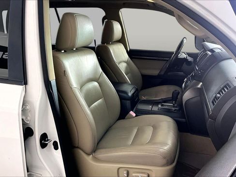 Used 2011 Toyota Land Cruiser w/ Upgrade Pkg AWD/4WD image 8