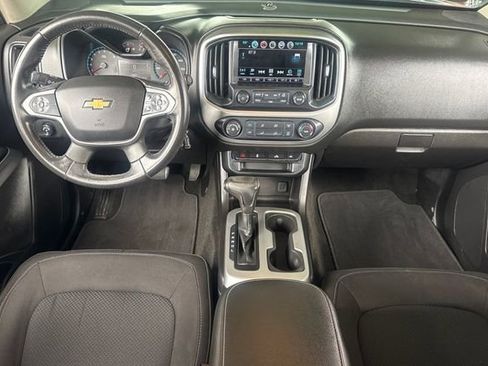 Used 2018 Chevrolet Colorado LT w/ LT Convenience Package RWD image 15